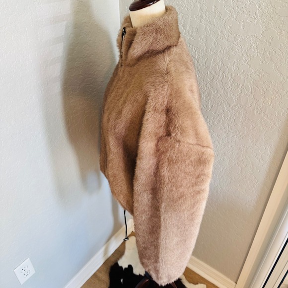 Rebecca Minkoff Faux Fur Crop Jacket, Taupe/Tan, Medium, Large & XL, NWT - Picture 5 of 17